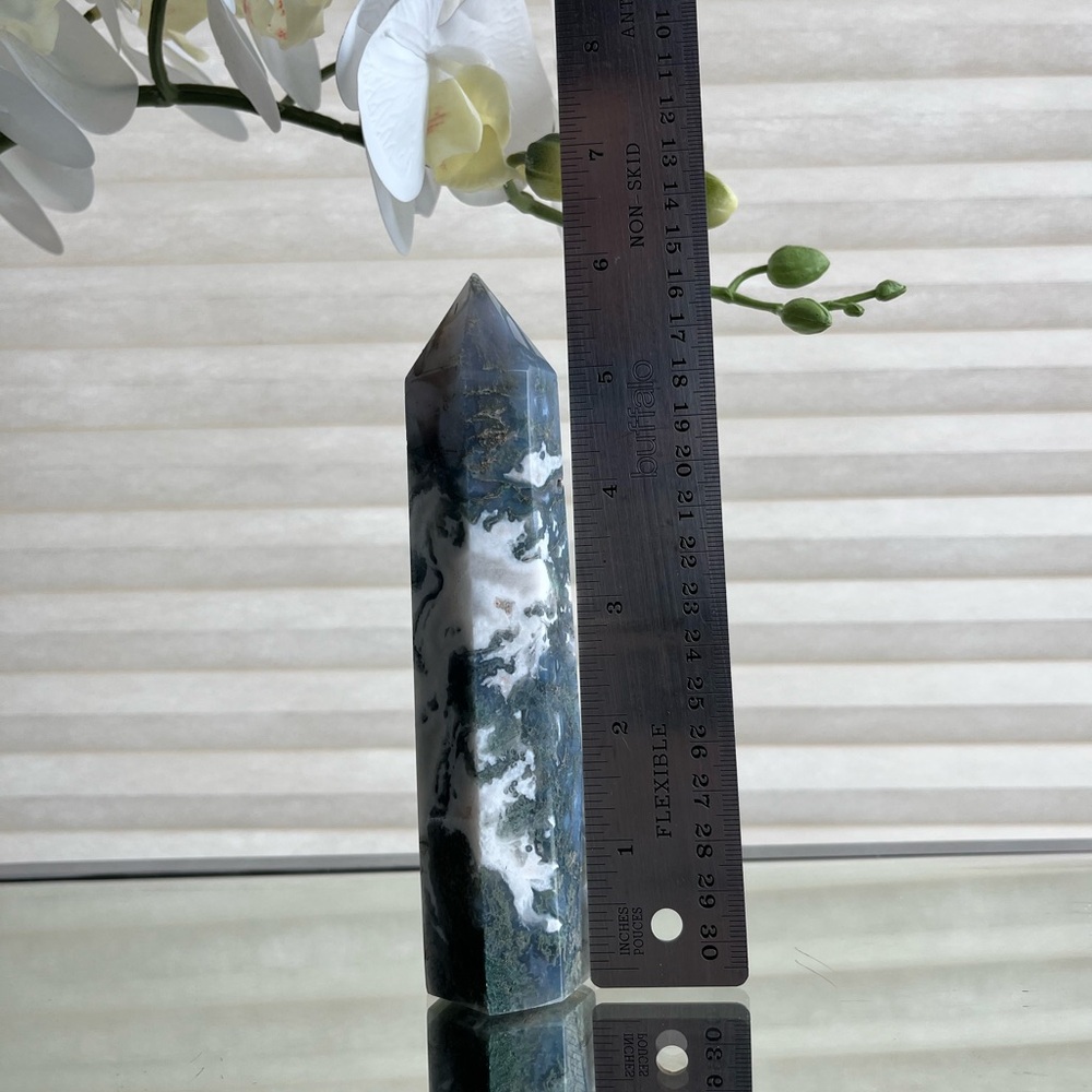 Genuine Moss Agate Tower - Picture 6 of 7